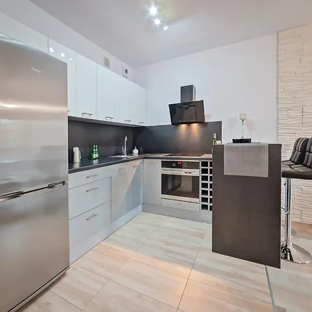 Apartamenty Homely Place Casa Verona - Stary Rynek - Parking Poznan Room photo