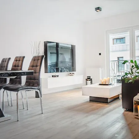 Apartamenty Homely Place Casa Verona - Stary Rynek - Parking Poznan Exterior photo